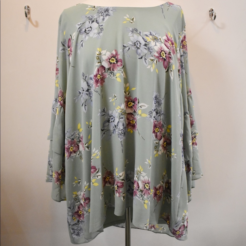 MICHEL STUDIO TOP NWOT